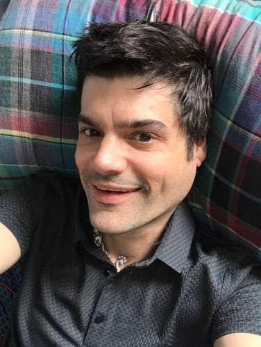 Customer photo review of Capri - Men's Ultra Comfortable Polo Shirt