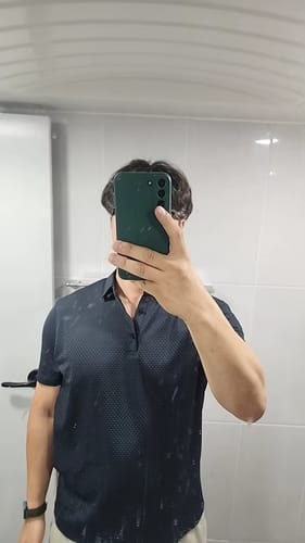 Customer photo review of Capri - Men's Ultra Comfortable Polo Shirt